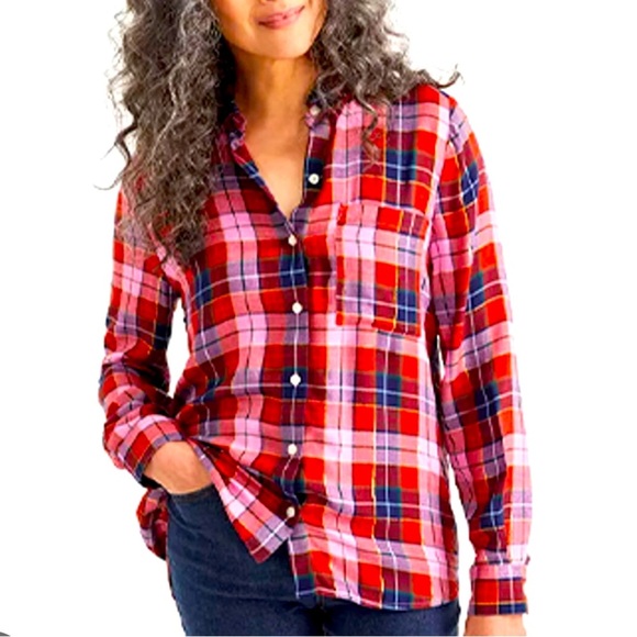 French Connection Tops - French connection front pocket dogtooth print shirt